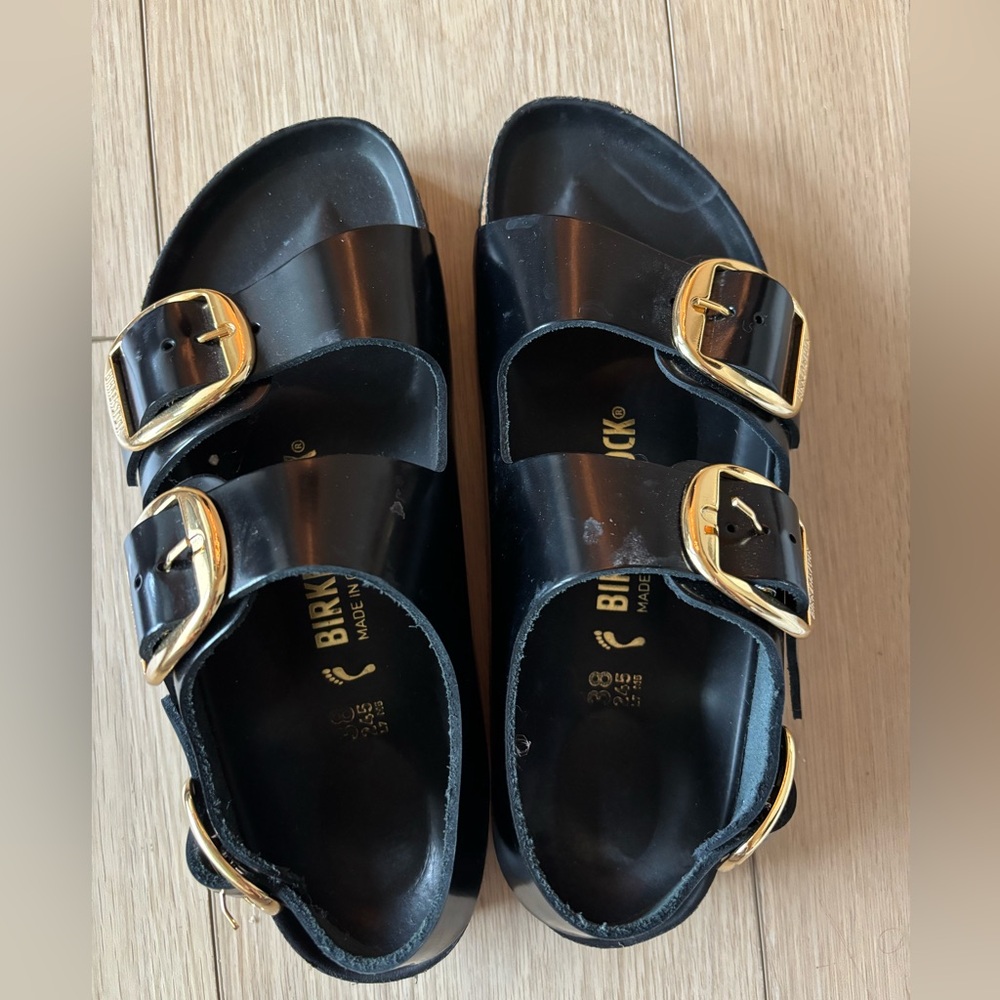 Birkenstock Arizona Big Buckle High Shine Sandals in Black - Picture 4 of 9
